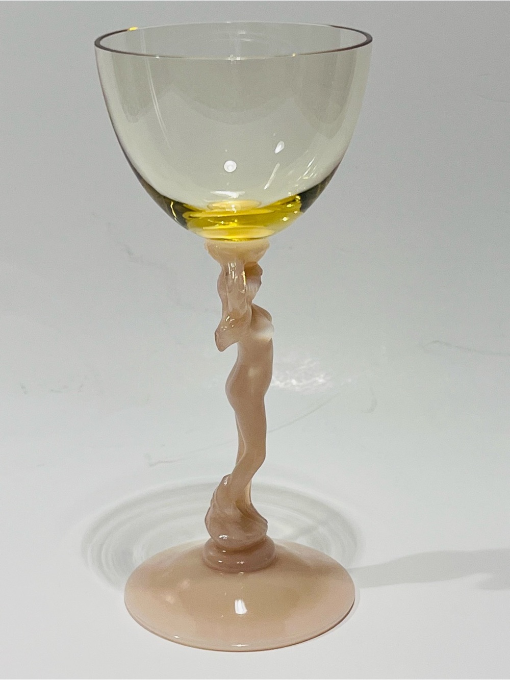 Vintage Cambridge Glass Nude Statuesque Tuscan & Yellow Cocktail Glass - Picture 11 of 12